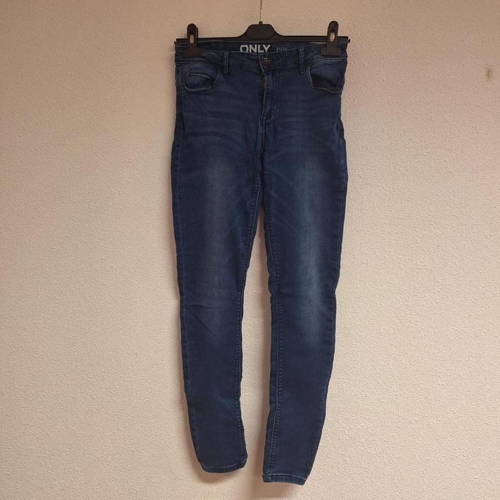 Dames skinny jeans Only, maat 30/32, Kleding | Dames, Spijkerbroeken en Jeans, Gedragen, W30 - W32 (confectie 38/40), Blauw, Ophalen of Verzenden