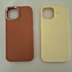 2 Iphone 13 hoesjes - Zwart, Transparant, Geel, Bruin, Ophalen of Verzenden, Gebruikt, IPhone 13, Hoesje of Tasje