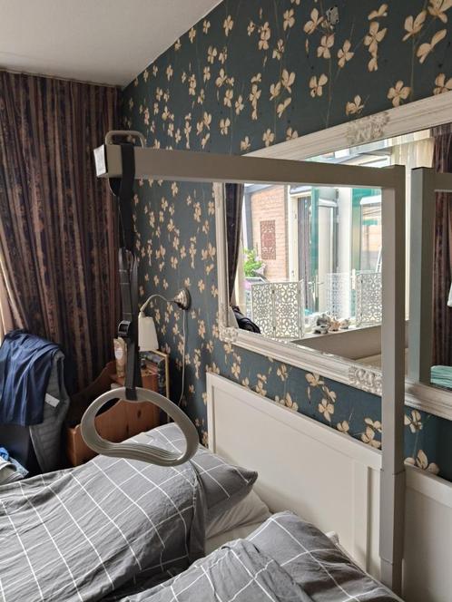 bed papegaai, Diversen, Verpleegmiddelen, Zo goed als nieuw, Ophalen