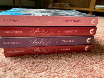Boekenserie Sara Shepard Pretty Little liars deel 2,3,4 en 5 beschikbaar voor biedingen