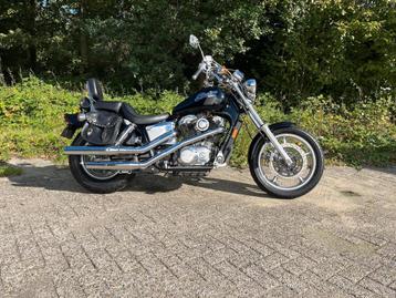 Honda VT 1100 C - Plaatje voor zijn leeftijd  beschikbaar voor biedingen
