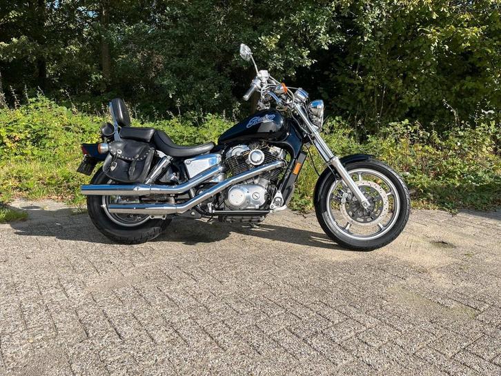 Honda VT 1100 C - Plaatje voor zijn leeftijd, Motoren, Motoren | Honda, Particulier, Chopper, meer dan 35 kW, 2 cilinders, Motorrijbewijs A