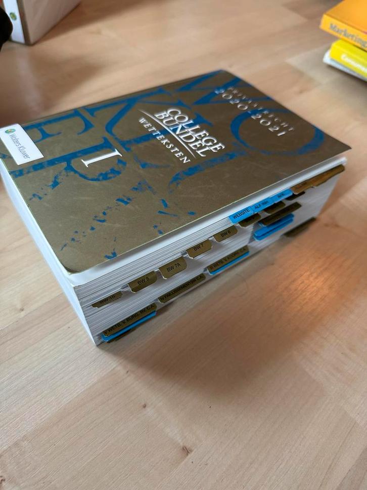 Collegebundel 2020-2021, Boeken, Wetenschap, Zo goed als nieuw, Ophalen of Verzenden