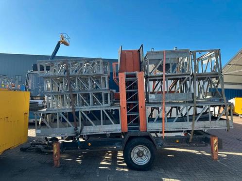 Bouwlift Fraco FRSM - 3000 Vertical Mast Steiger Lift Honda, Zakelijke goederen, Machines en Bouw | Liften, Steigers en Ladders