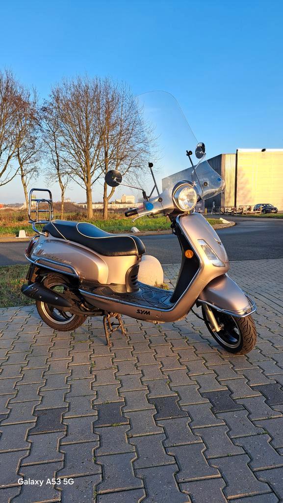 Sym Fiddle - Zeer nette scooter met garantie, Fietsen en Brommers, Snorfietsen en Snorscooters, Zo goed als nieuw, Benzine, Ophalen of Verzenden