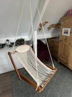 Hangstoel - 80x70x50 cm, Ophalen, Binnen, Gebruikt, Met standaard