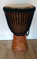 Djembé houtsnijwerk, Muziek en Instrumenten, Percussie, Ophalen of Verzenden, Gebruikt, Trommel