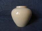 Beige gespikkeld geglazuurde vaas ADCO Groningen 9,8 cm 1025, Ophalen of Verzenden