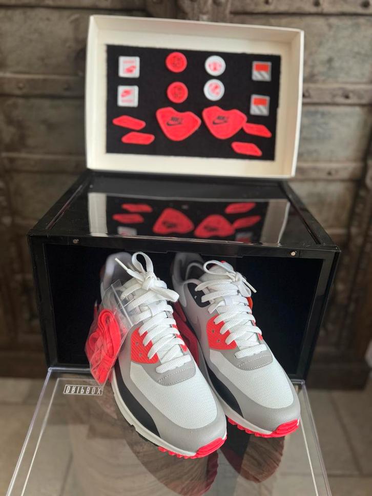Nike Air Max 1 Infrared Patch Pack - 44,5 - Nieuw, Kleding | Heren, Schoenen, Nieuw, Sneakers of Gympen, Wit, Ophalen of Verzenden