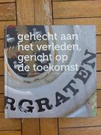 MARGRATEN Gehecht aan het verleden gericht op de toekomst, Ophalen of Verzenden, Frank Hovens, 20e eeuw of later, Gelezen