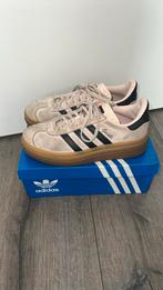 Adidas gazelle bold suede beige, Ophalen, Zo goed als nieuw