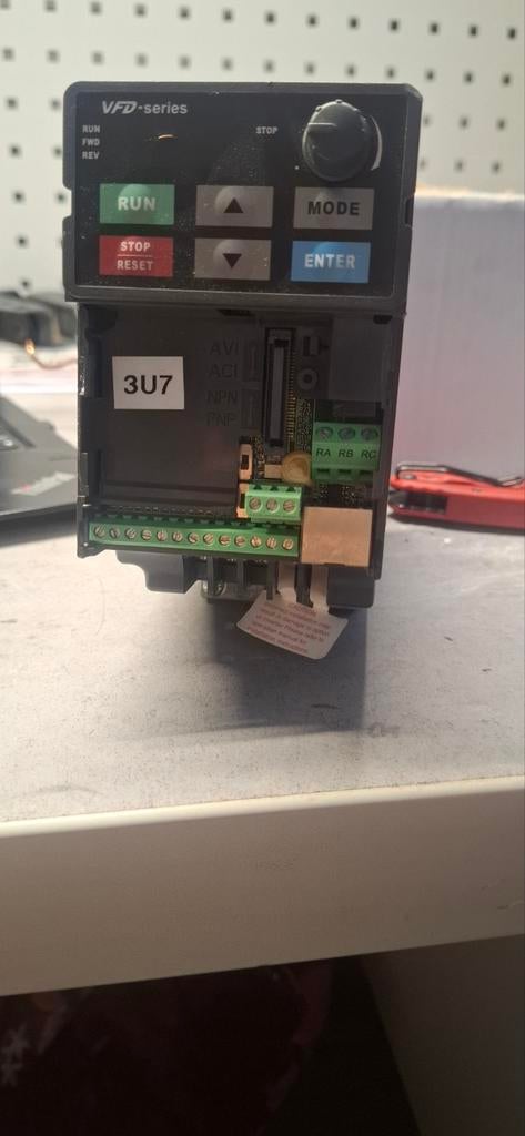 Delta Inverter, Hobby en Vrije tijd, Elektronica-componenten, Ophalen of Verzenden, Nieuw