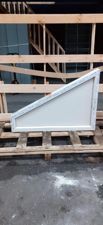 Vast kozijn met paneel b129 x h25-92 cm -472- beschikbaar voor biedingen
