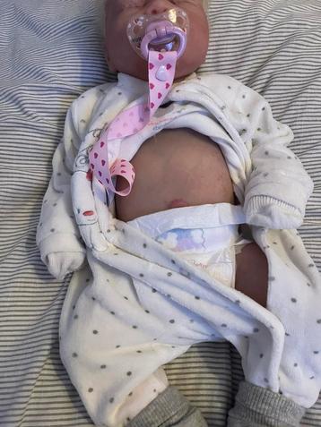 Siliconen reborn baby beschikbaar voor biedingen