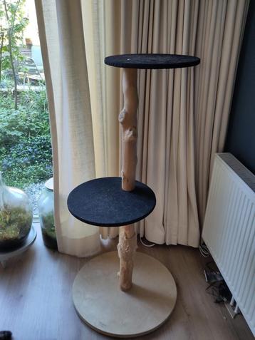 Kattenpaal van Designed by Lotte beschikbaar voor biedingen