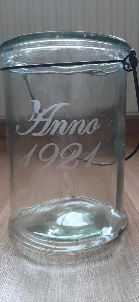 Anno 1921 glazen windlicht, Huis en Inrichting, Woonaccessoires | Kandelaars en Kaarsen, Zo goed als nieuw, Kandelaar, Minder dan 25 cm