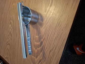 handfruitpers beschikbaar voor biedingen