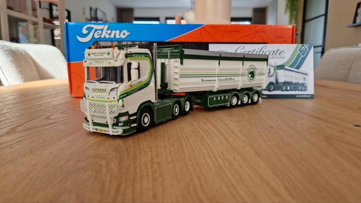 Tekno | Hoeven - Scania, Hobby en Vrije tijd, Modelauto's | 1:50, Zo goed als nieuw, Bus of Vrachtwagen, Tekno, Ophalen of Verzenden