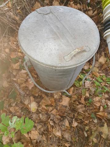 Zınk emmer  beschikbaar voor biedingen