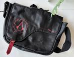 Assassin’s Creed Unity PU (laptop) tas., Ophalen of Verzenden, Gebruikt, Zwart