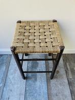 Vintage Scandinavische? kruk gevlochten zitting papercord, Ophalen, Gebruikt, Hout