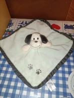 Zeeman hond knuffeldoekje met rammelaar, Ophalen of Verzenden, Zo goed als nieuw, Hond