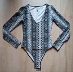 T-Shirt body grijs met slangenprint maat XS van H&M, Kleding | Dames, Tops, H&M, Ophalen of Verzenden, Zo goed als nieuw, Lange mouw