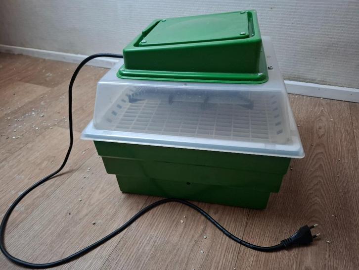 Broedmachine, Dieren en Toebehoren, Pluimvee | Toebehoren, Zo goed als nieuw, Broedmachine, Ophalen