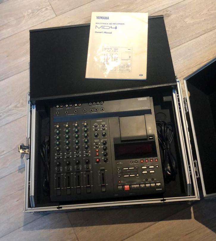 Mengpaneel Yamaha MD-4 met minidisc en flightcase, Audio, Tv en Foto, Professionele Audio-, Tv- en Video-apparatuur, Gebruikt