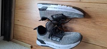 Te koop Versace schoenen mt 36 beschikbaar voor biedingen
