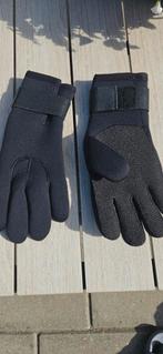 Nieuwe duik handschoenen maat L 2 paar, Watersport en Boten, Duiken, Ophalen of Verzenden, Nieuw, Duikpak