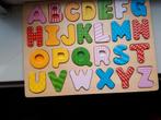 Alfabet puzzel, houten letter puzzel., Ophalen, 10 tot 50 stukjes, Zo goed als nieuw, Van hout
