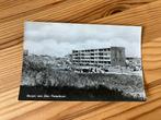 Ansichtkaart Bergen aan Zee, flatgebouw, Ophalen of Verzenden, Noord-Holland