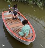 Leuk kinderbootje met elektromotor!, Watersport en Boten, Roeiboten, Ophalen, Gebruikt, Overige materialen, Met motor