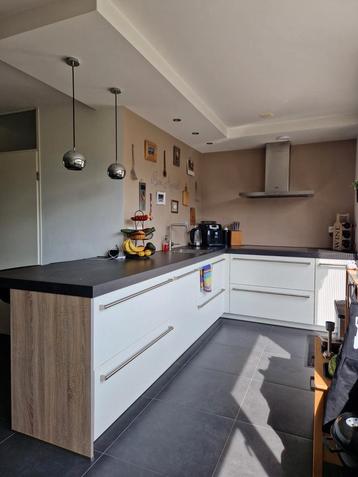 Keuken (Tristar) in zeer goede staat beschikbaar voor biedingen