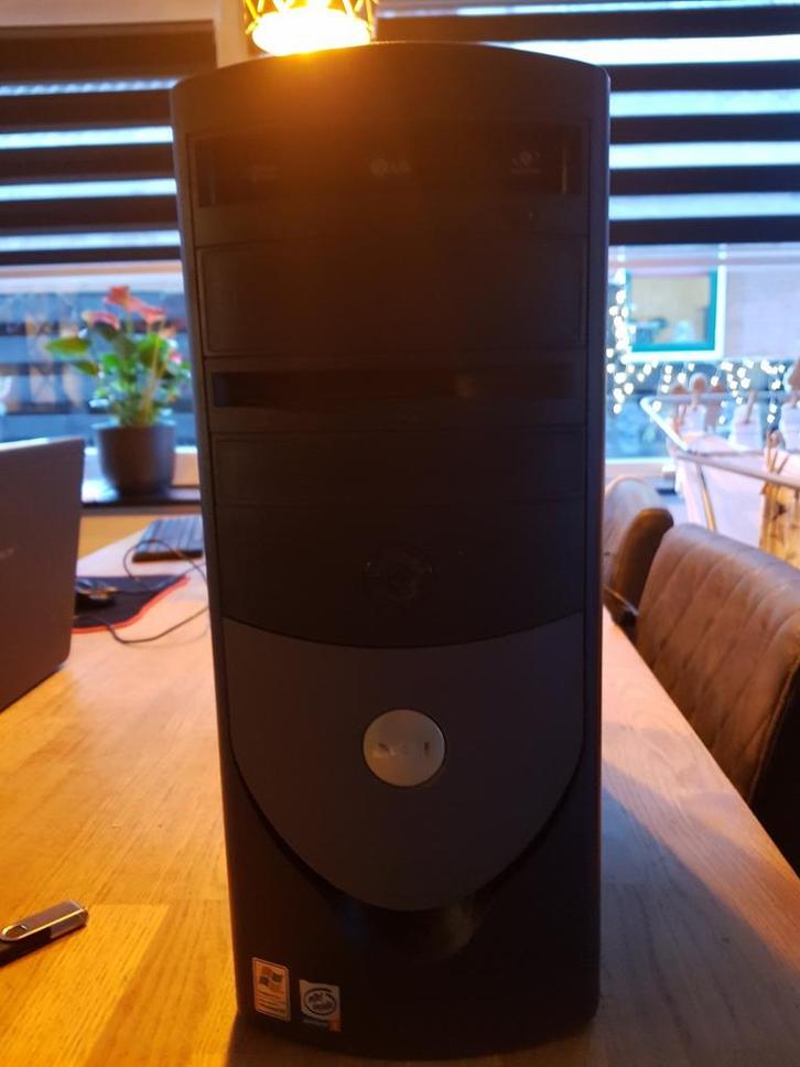 Pentium 4 2.0 GHz retro pc met spellen erop, Computers en Software, Desktop Pc's, Refurbished, 2 tot 3 Ghz, HDD, Minder dan 4 GB