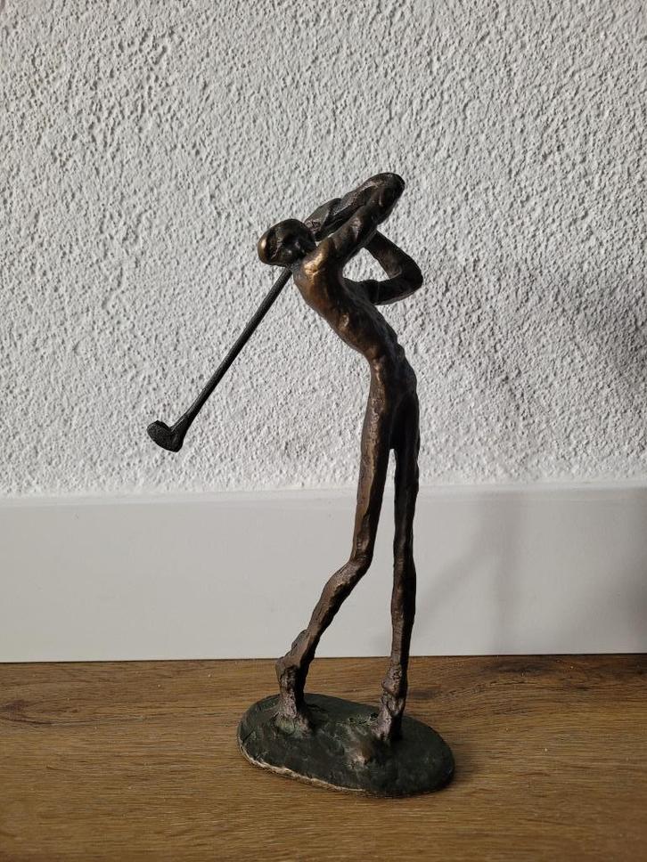 Bronzen sculptuur van een golfer - in Full Swing pose, Antiek en Kunst, Antiek | Koper en Brons, Brons, Ophalen of Verzenden