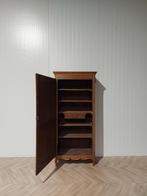 Landelijke klassieke kast, eendeurskast,linnenkast,eikenkast, Antiek en Kunst, Antiek | Meubels | Kasten, Ophalen of Verzenden