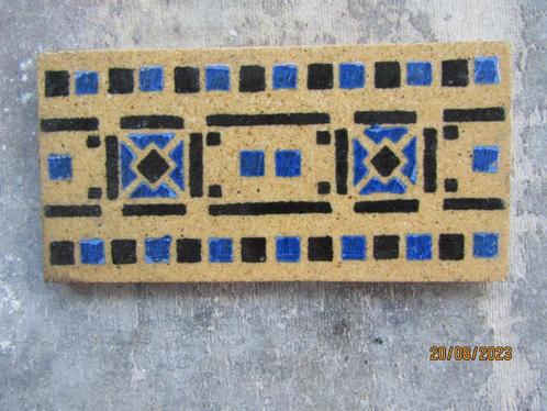 een mooie antieke tegelrand,te gebruiken als decortegel in e, Antiek en Kunst, Antiek | Wandborden en Tegels, Ophalen of Verzenden