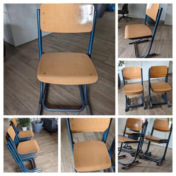 Vintage Schoolstoelen - Set van 8 beschikbaar voor biedingen