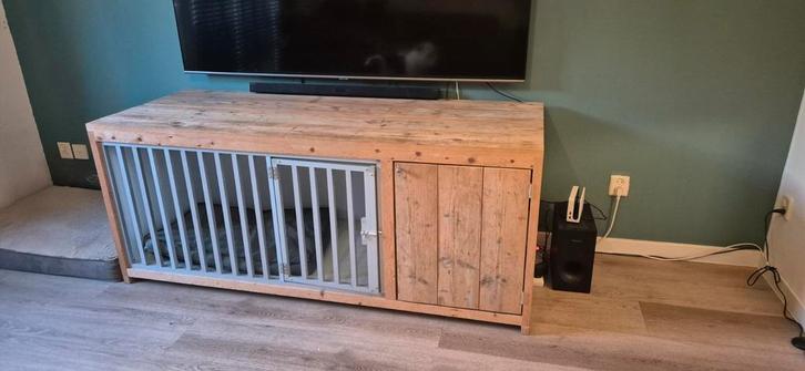 Honden bench van steiger hout., Dieren en Toebehoren, Hondenbenches, Gebruikt, Ophalen of Verzenden