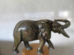 mooi zwaar handgemaakt beeldje mamoet olifant natuur steen, Ophalen of Verzenden