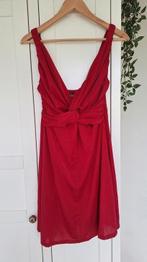Rode jurk van miss Coquines, Maat 38/40 (M), Galajurk, Ophalen of Verzenden, Zo goed als nieuw