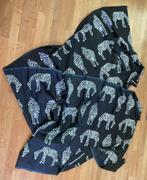 Afrikaanse stof zwart zebra print Tanzania 360x105 cm nieuw, Hobby en Vrije tijd, Stoffen en Lappen, Zwart, Ophalen of Verzenden