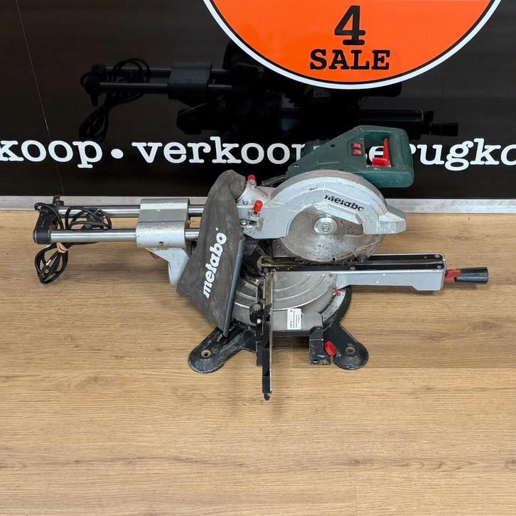 Metabo KGS 216 M  Afkortzaag | Gebruikt | Met garantie, Doe-het-zelf en Verbouw, Gereedschap | Zaagmachines, Zo goed als nieuw