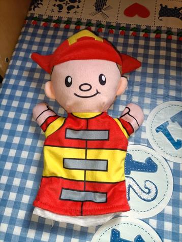 Brandweer man handpop AH 29 cm groot  beschikbaar voor biedingen