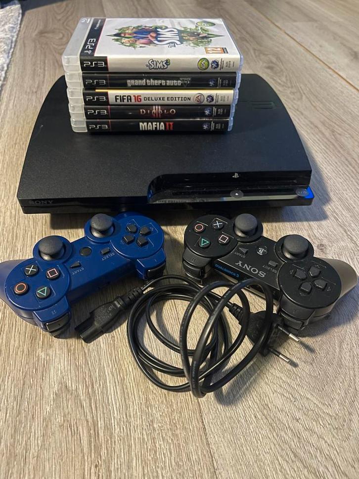 Ps3 slim 320GB, Spelcomputers en Games, Spelcomputers | Sony PlayStation 3, Zo goed als nieuw, Slim, Met 1 controller, Ophalen