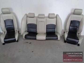 Interieur zwart / wit Jaguar S-Type – R set zo als op de fot beschikbaar voor biedingen