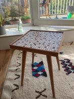 Vintage bijzettafeltje mozaïek Jaren 60/70, Huis en Inrichting, Tafels | Bijzettafels, Ophalen, Minder dan 45 cm, Minder dan 55 cm