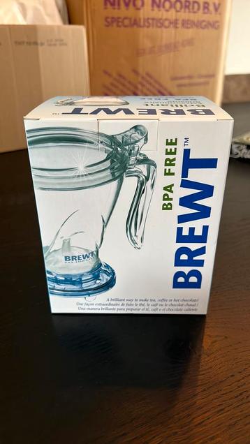Brewt theezetter beschikbaar voor biedingen